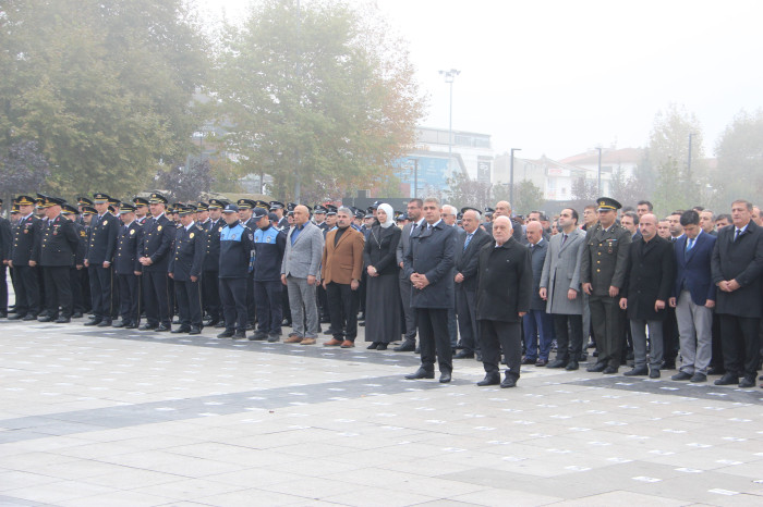 09.05 geçe sirenler çaldı Düzce’de sirenlerin çalmasıyla hayat durdu