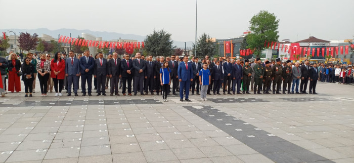 23 Nisan Ulusal Egemenlik ve Çocuk Bayramı coşku ile kutlandı
