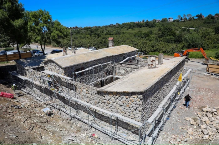 AK&Ccedil;AKOCA CEZAEVİ K&Uuml;T&Uuml;PHANESİ&rsquo;NDE &Ccedil;ALIŞMALAR HIZ KESMEDEN S&Uuml;R&Uuml;YOR