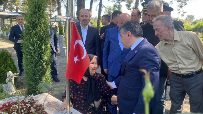 7 yıldır dinmeyen acı kabri başında anıldı