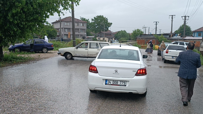 Ağa mahallesine giden köprü trafiğe kapatıldı
