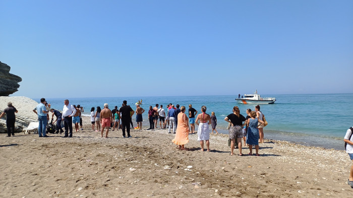 Akçakoca'da denizde can pazarı!