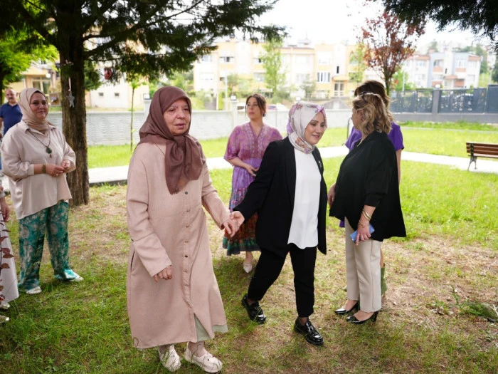 Alzheimer Hastaları Gündüz Bakım Merkezi'nde Anneler Günü etkinliği düzenledi