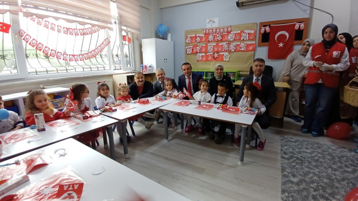 Anaokulu öğrencileri 101 yıl önceye götürdü!