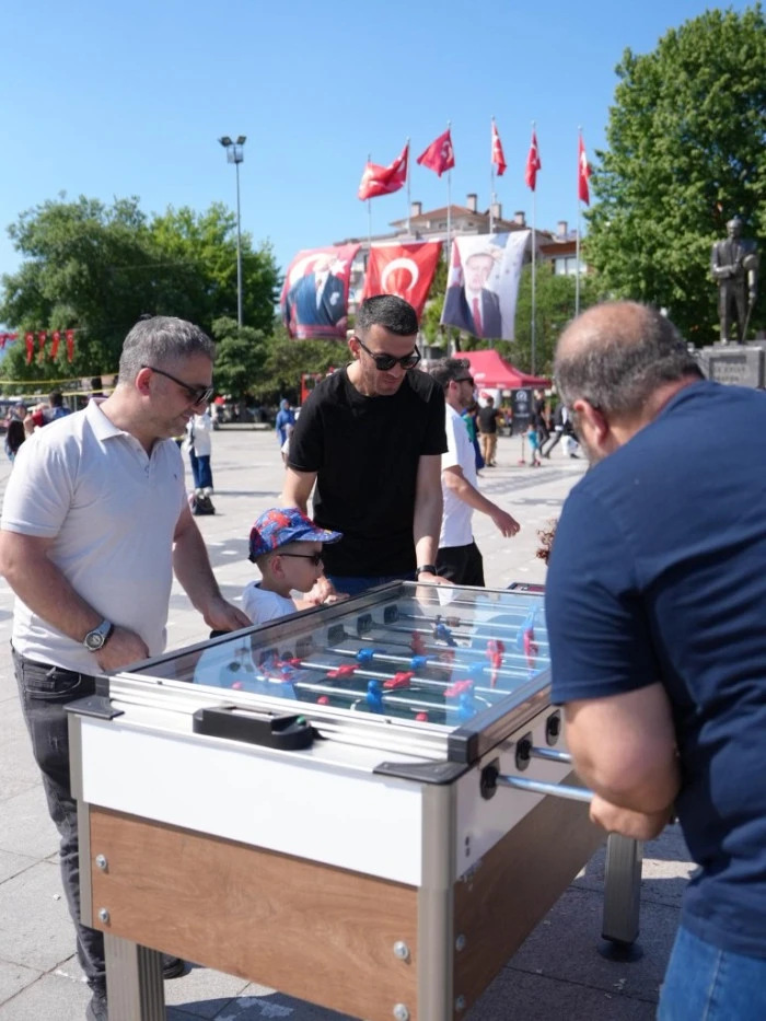 Belediye bandosu etkinliklere renk kattı