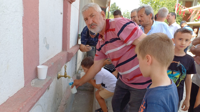 90 Yılında da çeşmeden ayran aktı