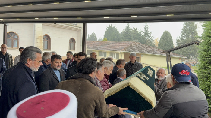 Avni Akyol'un eşi hayırsever Yüksel Akyol, son yolculuğuna uğurlandı!