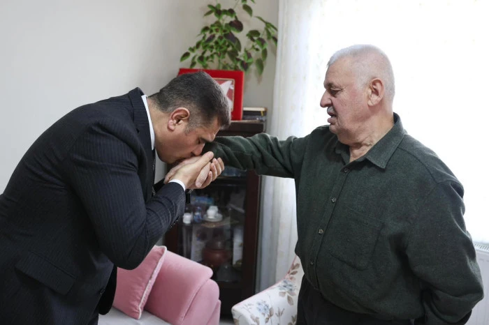 Şehit ailesine veda ziyareti