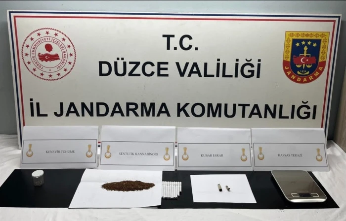 D&uuml;zce Jandarma Uyuşturucu Operasyonu