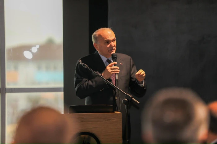 Başkan &Ouml;zl&uuml;, bakanlık yetkilileri, İSKİ, il&ccedil;e ve belde belediye başkanlarını bir araya getirdi