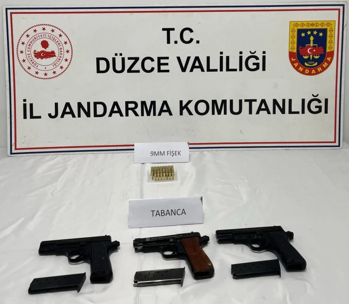 Jandarmadan ruhsatsız silah operasyonu