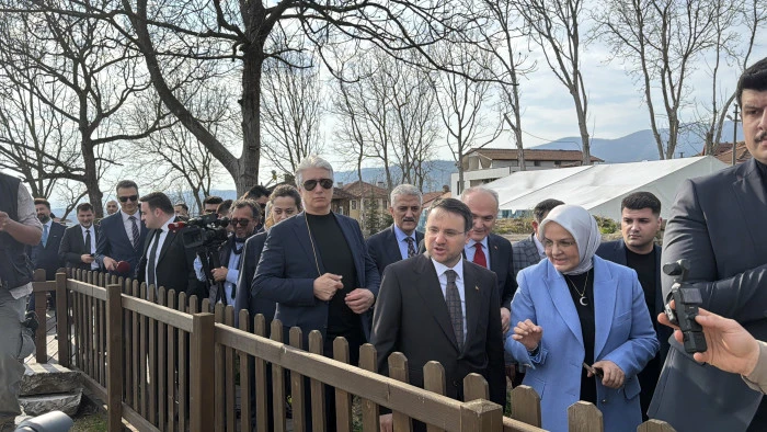Bakan G&uuml;rlek, Prusias Ad Hypium Antik Kenti'ne hayran kaldı