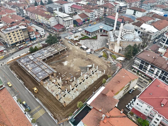 Cedidiye &Ccedil;arşısı 2. etap inşaatı hızla y&uuml;kseliyor