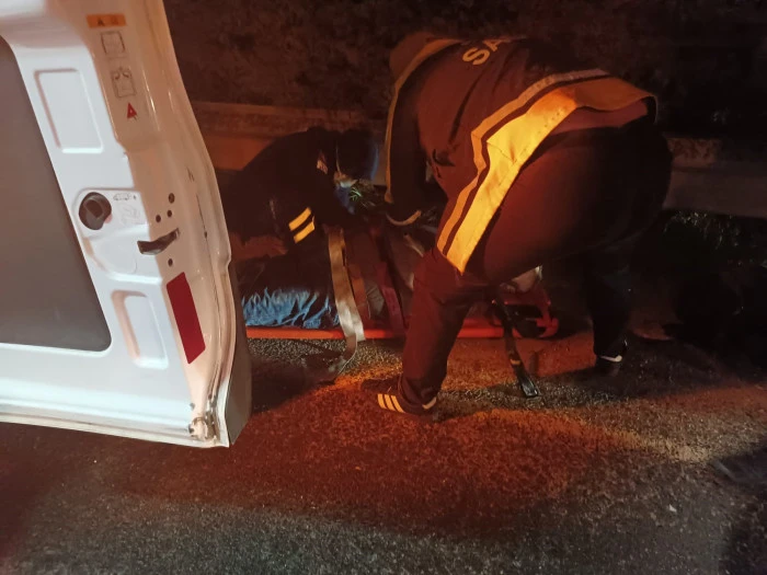 Otomobilin &ccedil;arptığı yaya ağır yaralandı..