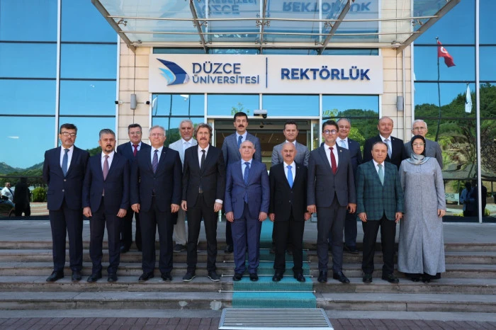 &Uuml;niversitelerarası Kurul Y&ouml;netim Kurulu D&uuml;zce'de toplandı