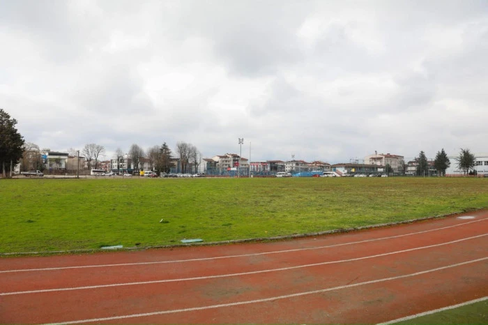 Millet bah&ccedil;esi 2&rsquo;de seyir terası ve y&uuml;r&uuml;y&uuml;ş alanı tamamlanacak