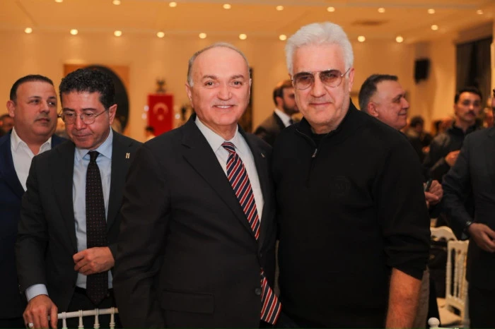 SAVUNMA SANAYİSİNE KATKILARINA ANLAMLI &Ouml;D&Uuml;L