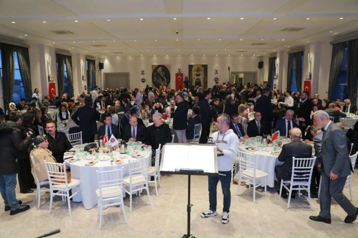 SAVUNMA SANAYİSİNE KATKILARINA ANLAMLI &Ouml;D&Uuml;L