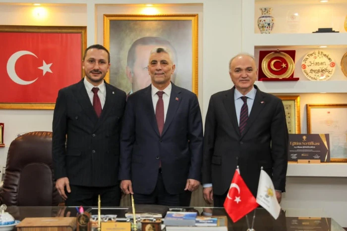 İş d&uuml;nyası ile buluştu