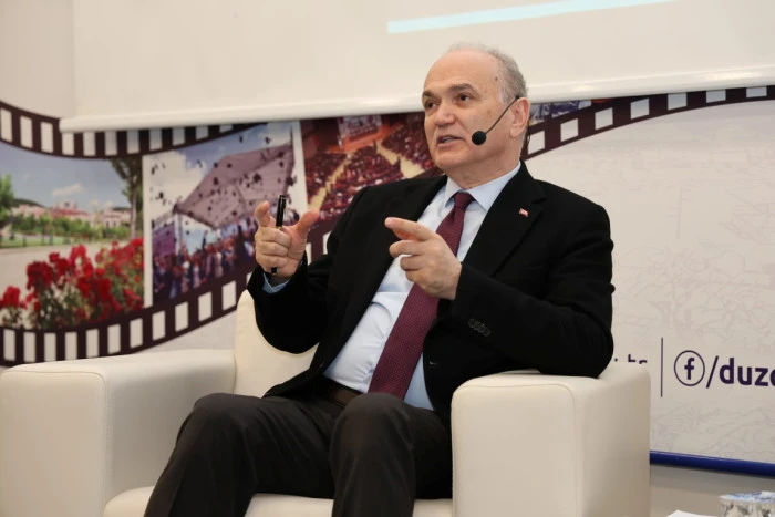 "Ne olursan ol, en iyisi ol"