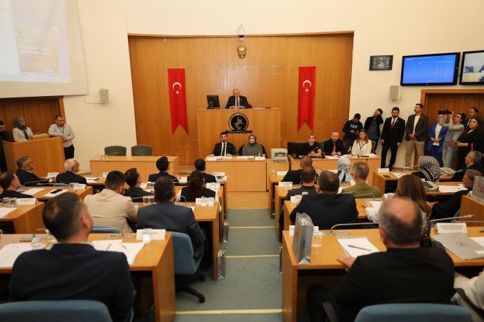 Belediye Meclisi yeniden döneme başladı