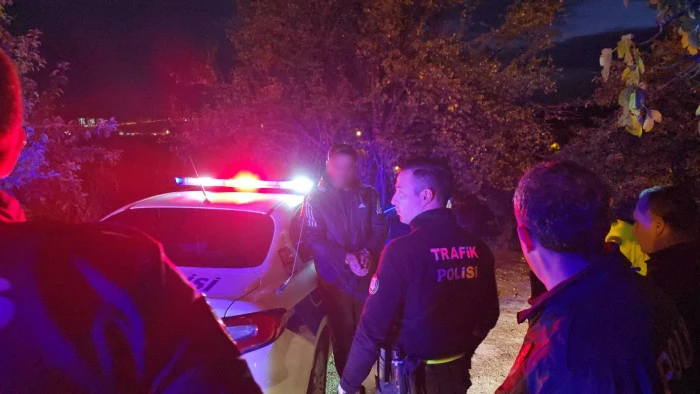 Alkoll&uuml; ATV s&uuml;r&uuml;c&uuml;s&uuml; polis kovalamacasında yakalandı