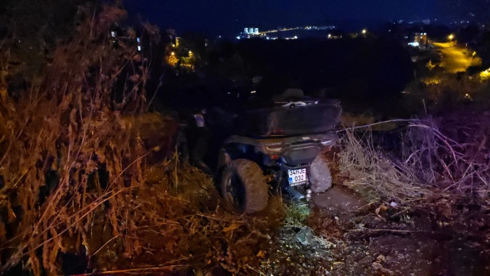 Alkoll&uuml; ATV s&uuml;r&uuml;c&uuml;s&uuml; polis kovalamacasında yakalandı