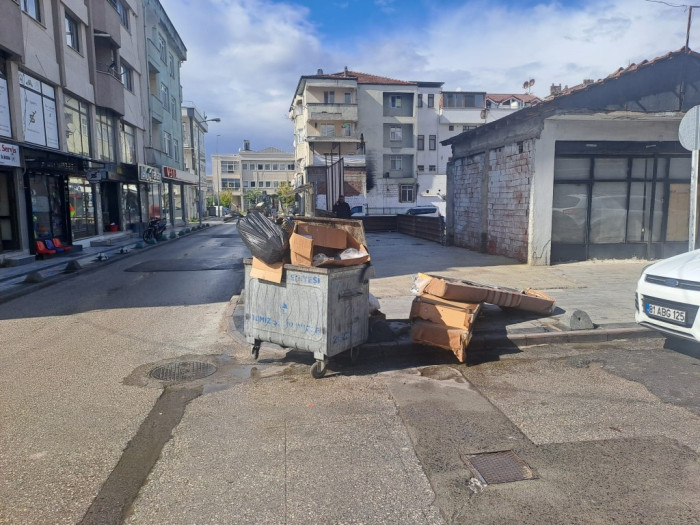 Çevreyi kirleten şahıs kameralardan tespit edildi!