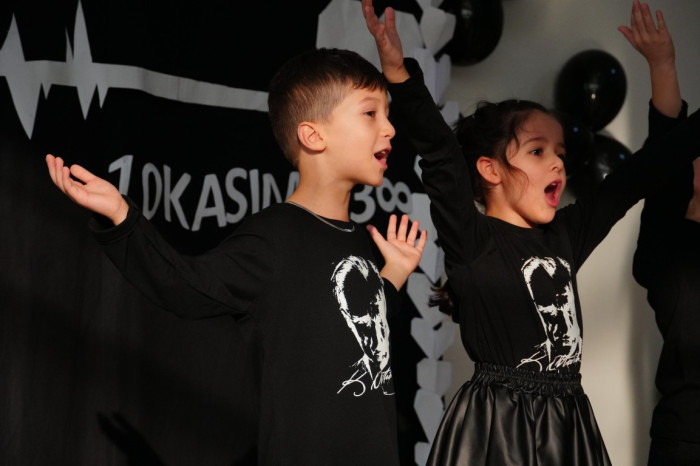 Çocuk üniversitesi Atatürk’ü andı!