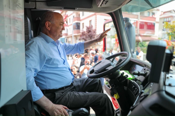 Başkan &Ouml;zl&uuml;; &ldquo;Yeni ara&ccedil;larla hizmet &uuml;retme kapasitemizi arttırmış olduk&rdquo;