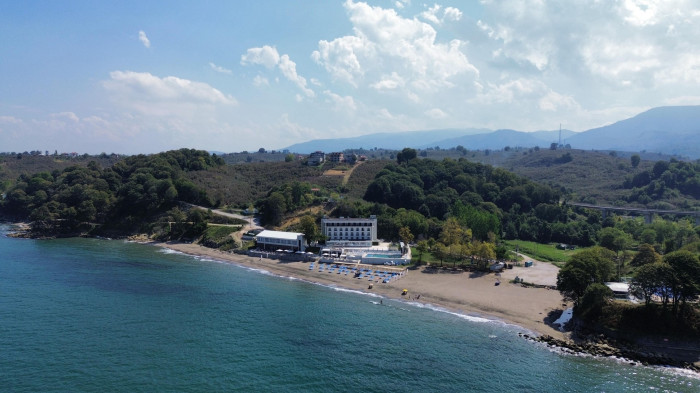 Vilayetler Evi, denize sıfır otel oldu!