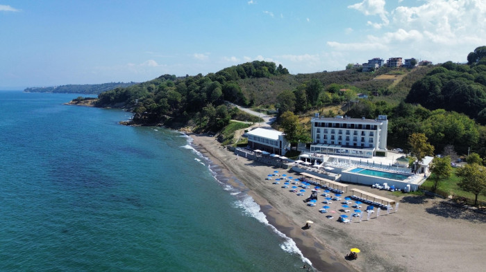 Vilayetler Evi, denize sıfır otel oldu!