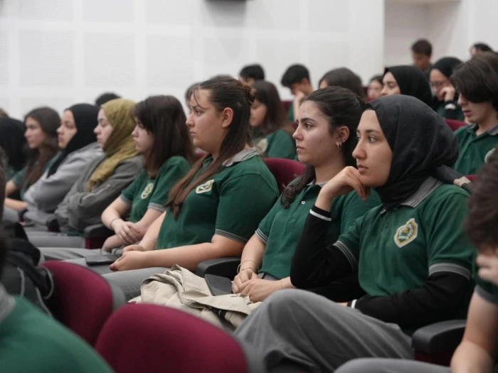 Bilimsel etkinlere ev sahipliği yapıyor