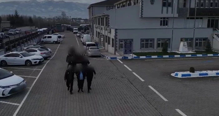 D&uuml;zce'de 2 DEAŞ Ş&uuml;phelisi Tutuklandı