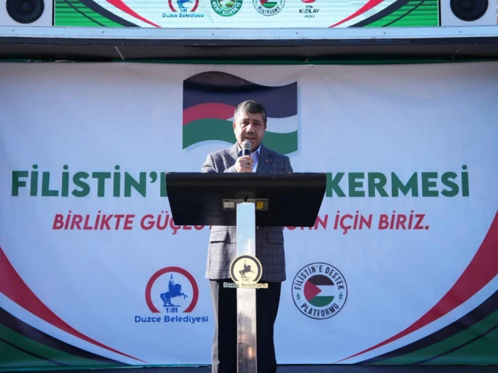 “Filistin ayağa kalkana kadar yanlarındayız”