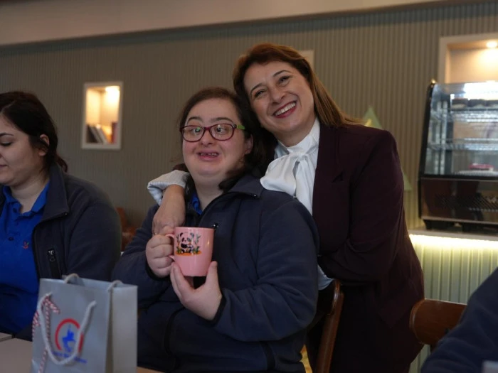 Kusursuz bireylerle &ouml;zel g&uuml;n! D&uuml;zce&rsquo;de anlamlı ziyaret