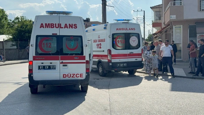 Düzce'de bin 476 sağlık görevlisi görev yaptı