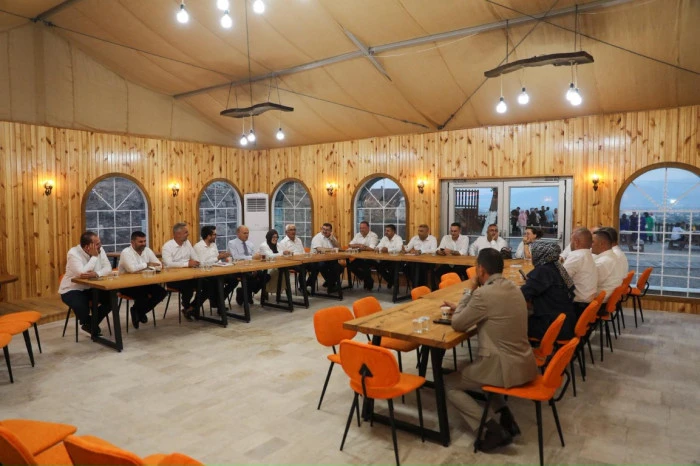 2 bin 300 yıllık amfi belediye meclisine ev sahipliği yaptı