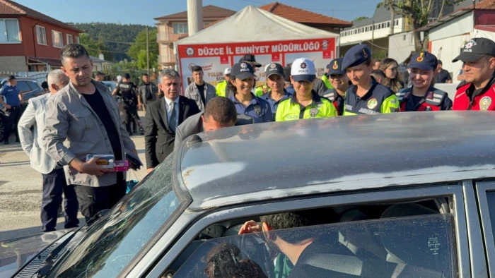 915 bin araç geçiş yaptı