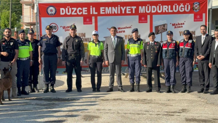 915 bin araç geçiş yaptı