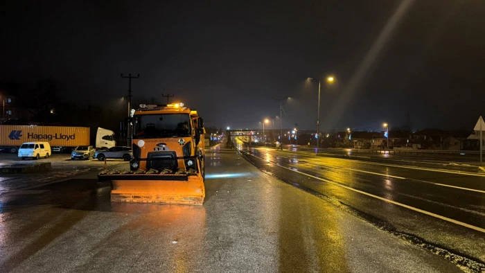 Sis ve sağanak yağış etkili