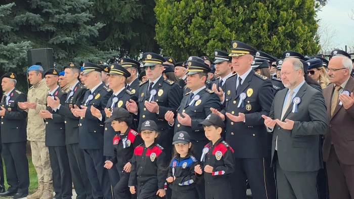 D&uuml;zce&rsquo;de Polis G&uuml;n&uuml;&rsquo;nde Anlamlı T&ouml;ren