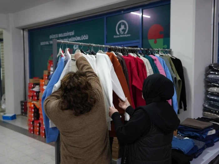 D&uuml;zce'de bin 800 &ccedil;ocuğun bu bayramda y&uuml;z&uuml; g&uuml;lecek y&uuml;rek ısıtan haber