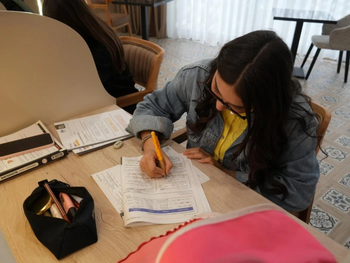 Fibrobeton k&uuml;t&uuml;phanesi, &ouml;ğrencilerin yoğun ilgisini g&ouml;r&uuml;yor