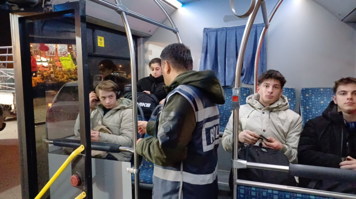 Narkotik köpekli uygulamada araçlar didik didik arandı!