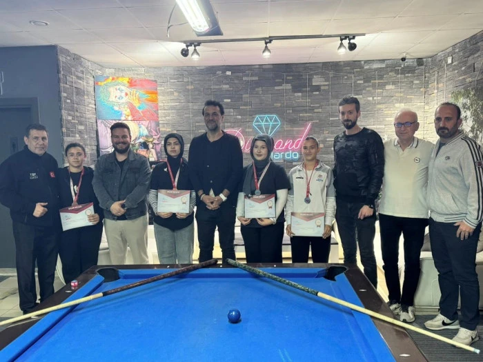 Okul sporları gen&ccedil;ler m&uuml;sabakaları tamamlandı..