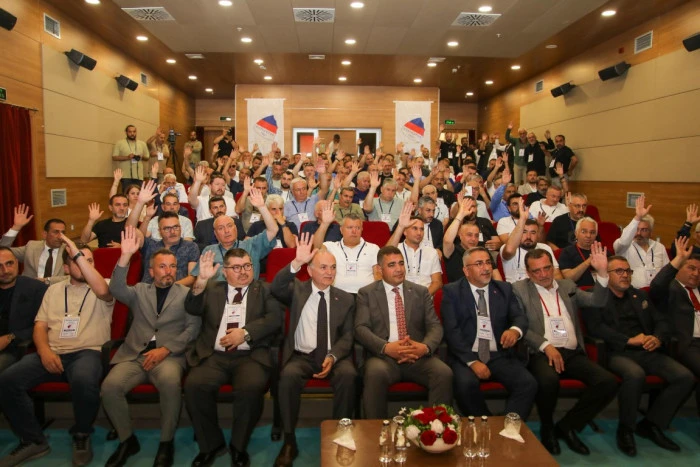“Takımımıza sahip çıkmaya uğraşıyoruz”