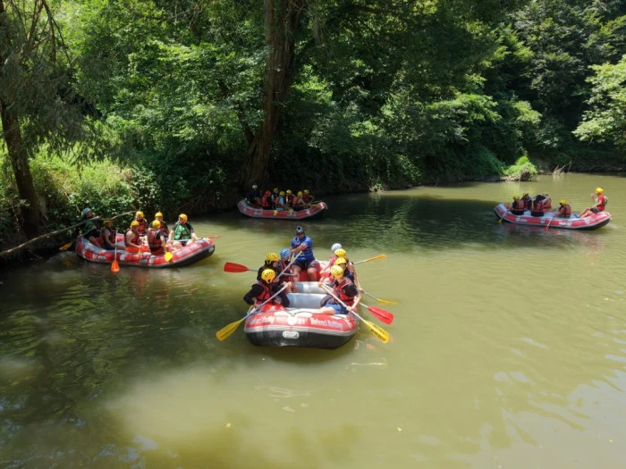 Gen&ccedil;lik Ofisi &Uuml;yeleri Rafting Etkinliğinde Bir Araya Geldi