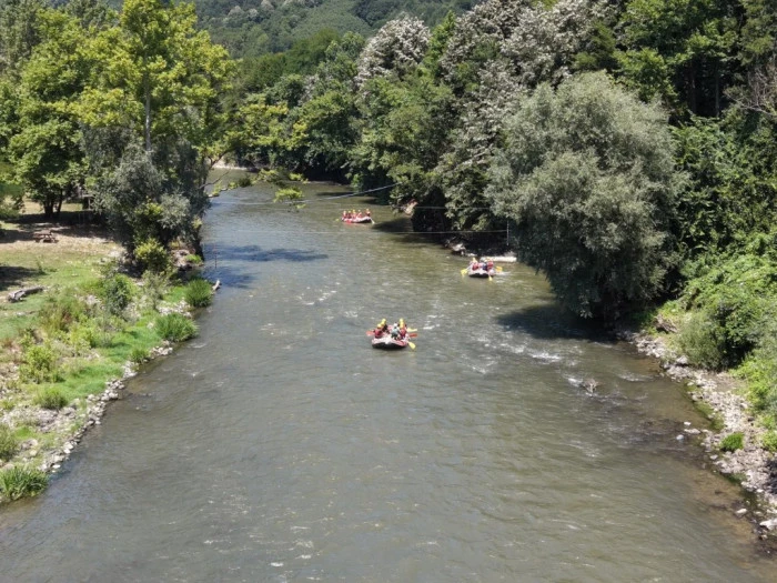 Gen&ccedil;lik Ofisi &Uuml;yeleri Rafting Etkinliğinde Bir Araya Geldi