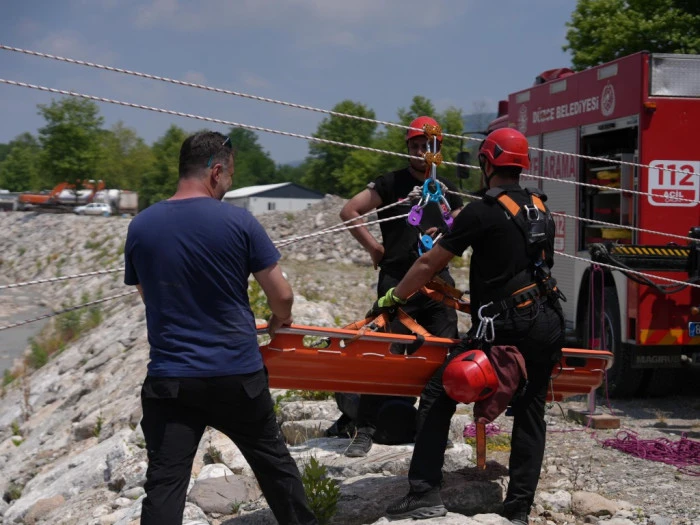 Havai hatla kurtarma yaptılar